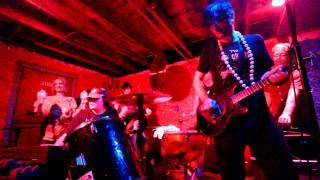 Gary Wrong Group - "Pollen Christ" - Live!
