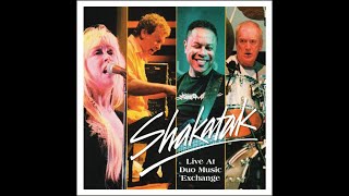 Download lagu Shakatak 'The Girl Who Dances In The Moonlight'. Album 'Beautiful Day' 2005.