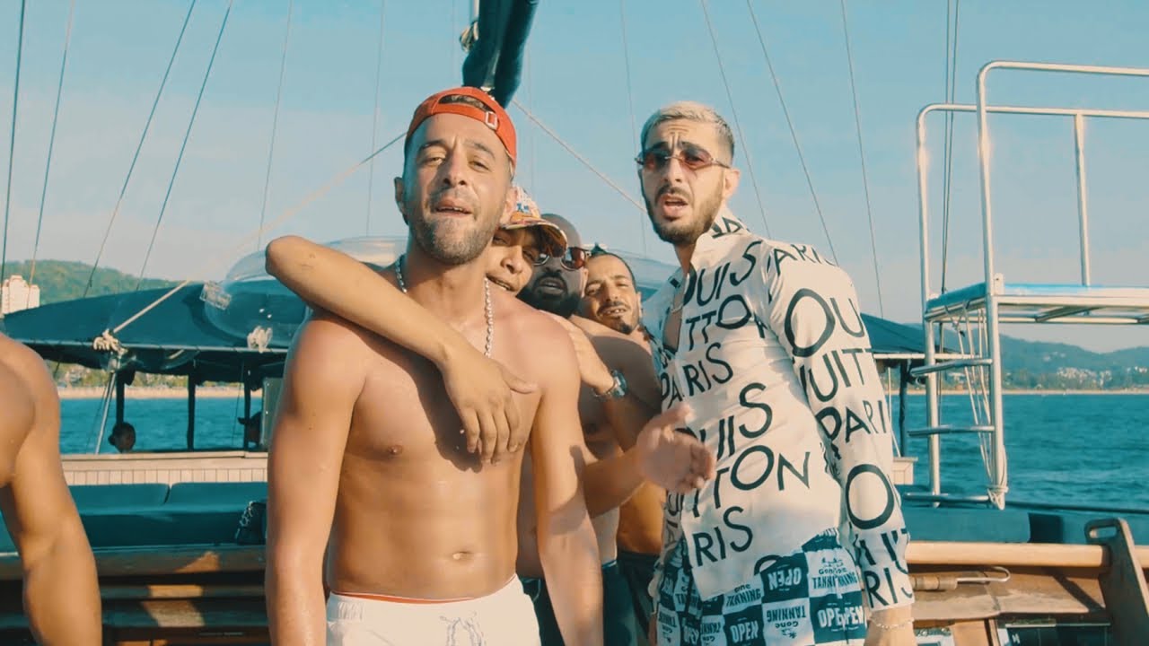 Watch AM La Scampia (ft. Naps) - Mal Barrés (Clip Officiel) on YouTube Watch AM La Scampia (ft. Naps) - Mal Barrés (Clip Officiel) on YouTube