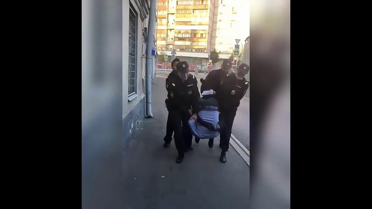 торнадо черняховск. драка в ночном клубе алматы. задержание в ночном клубе. задержания в клубе. спецназ в ночном клубе.