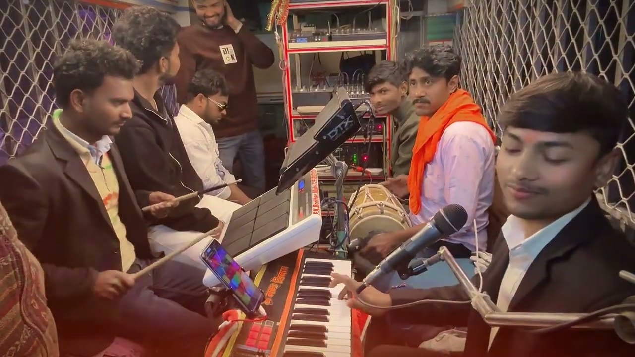 Chhote Chhote Bhaiyo Ke Bade Bhaiya छोटे छोटे भाइयो के बड़े भईया Singer Rahul Kumar 