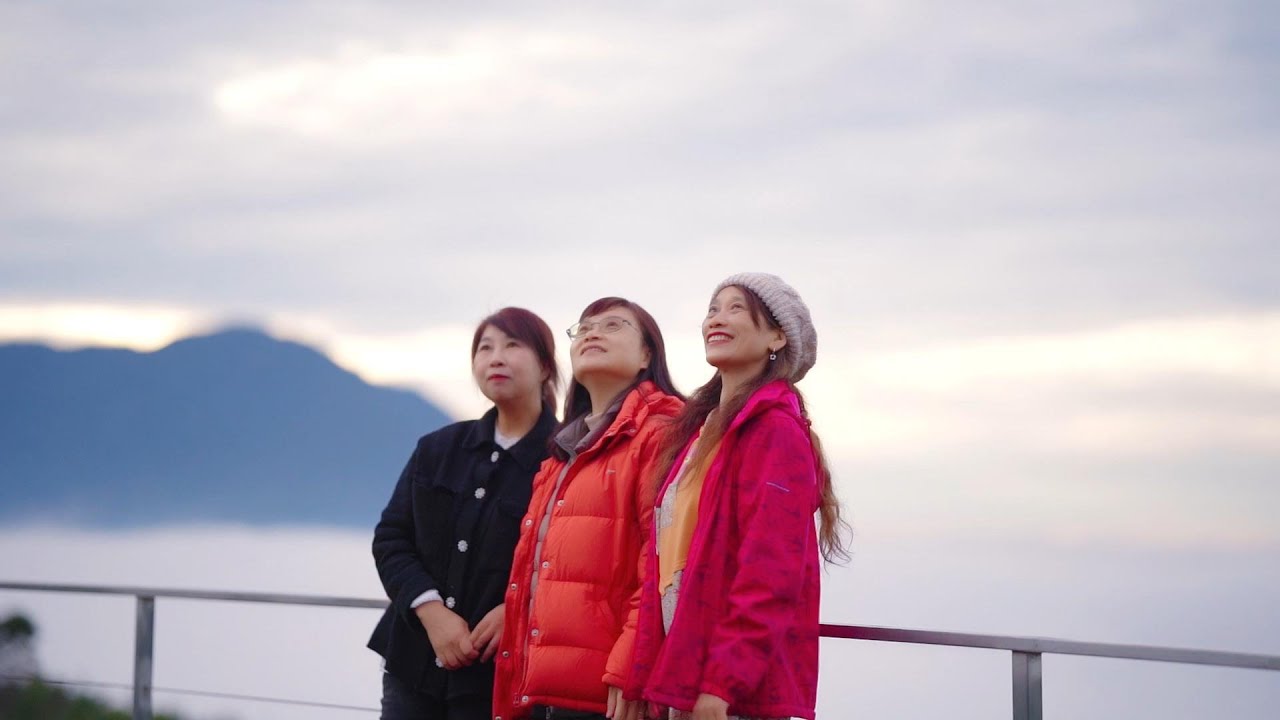 梅山頂 露營 2025.11.20｜Day1｜EP6  雲海超美、晚霞超暖、火鍋熱騰騰：幸福值爆滿！