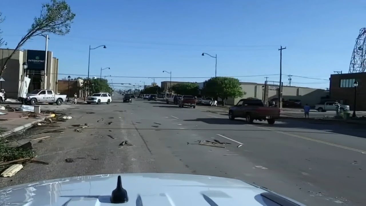 Cleanup begins after tornadoes hit in Texas and Florida, killing 4 and ...