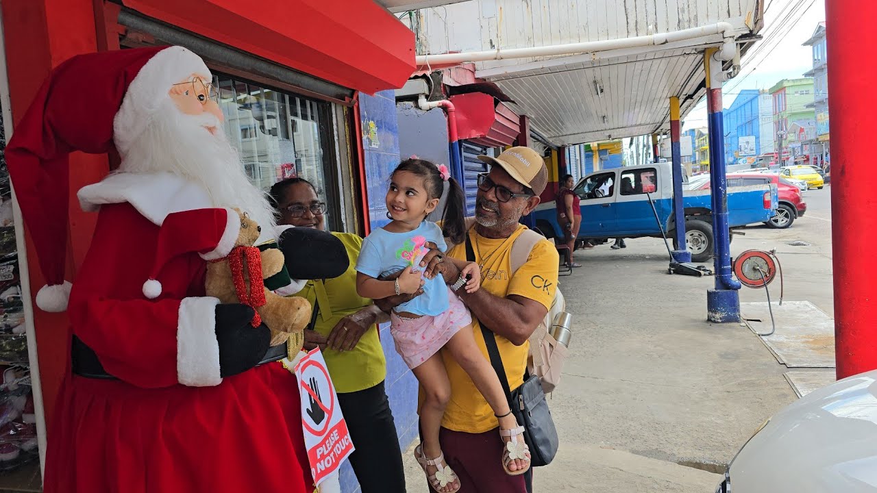 Рождественские покупки с мамой и папой