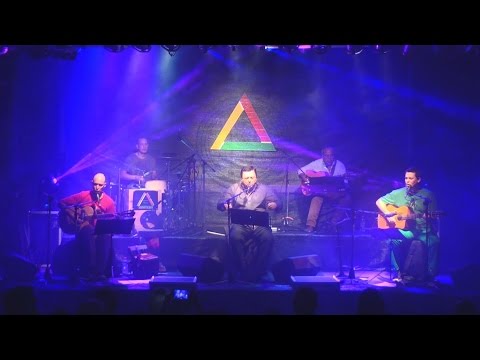 Cuatro Bocas - Cacho Labandera, Gerardo Pedrozo y Gustavo Valiente (Concierto Triangular)