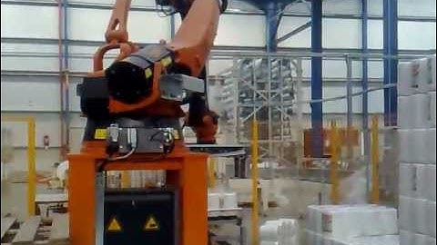 Palletizing Cell with MultiGripper