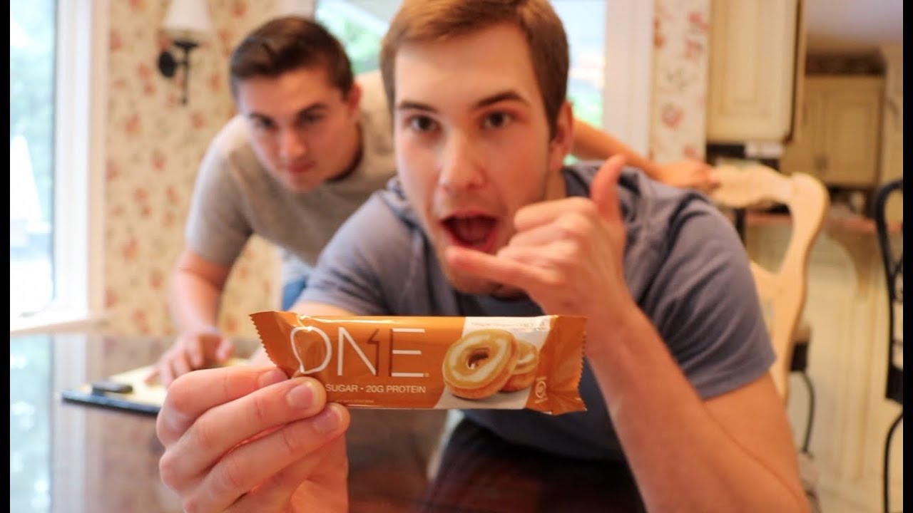 One Bar Maple Glazed Doughnut Review | High Protein Snacks