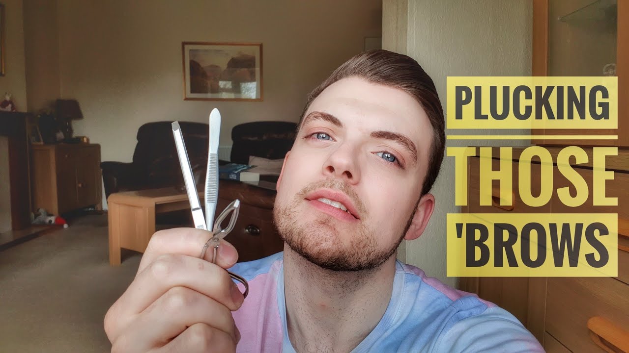 ASMR- 😛 Кокетливая подруга ухаживает за твоими бровями