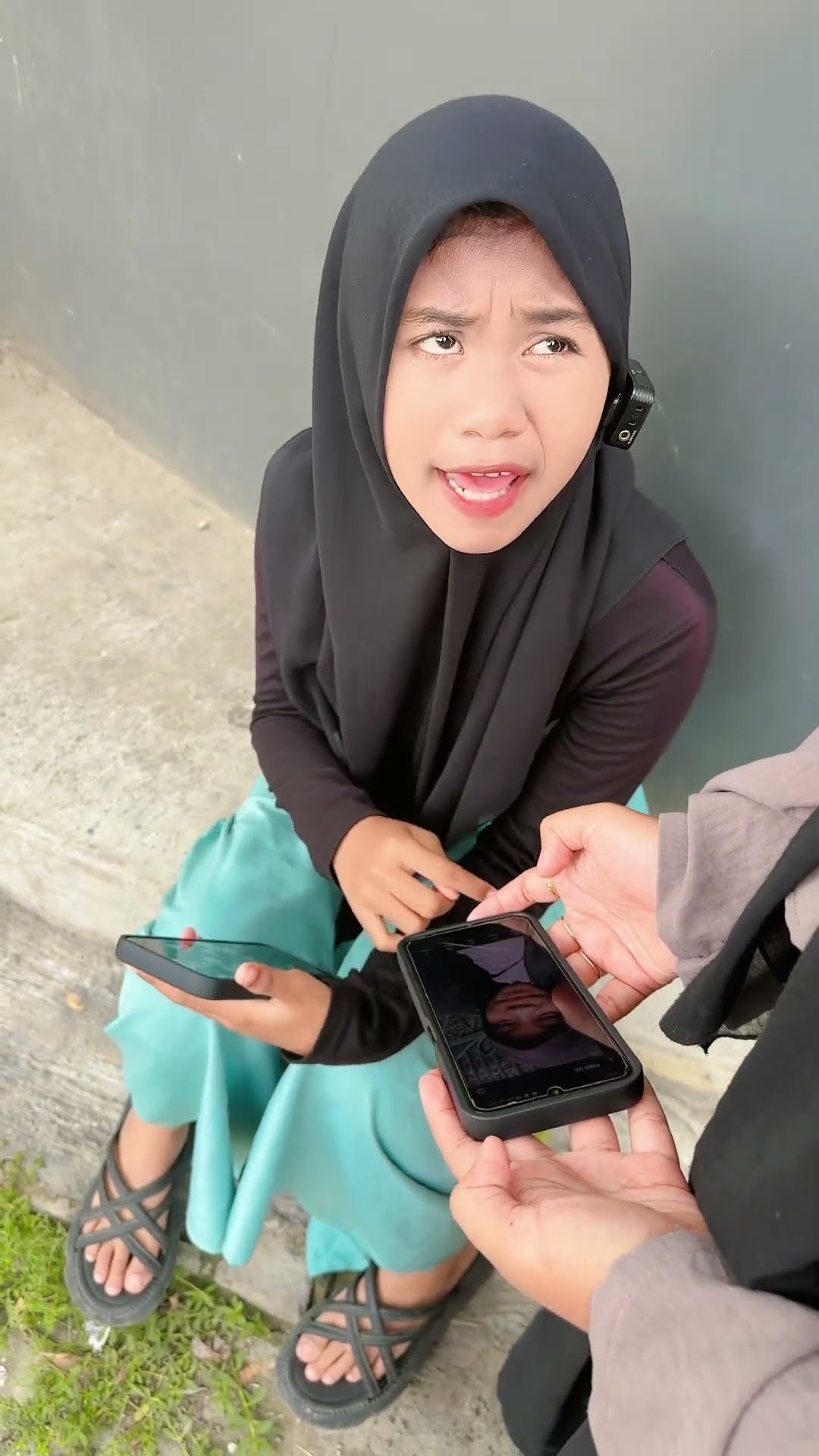 AINUN HILANG ?