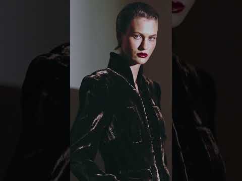 Trench coat midi de veludo com bolsos