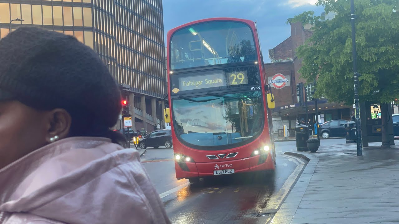 shabby-frv-tfl-bus-route-29-wood-green-trafalgar-square-wn-hv99