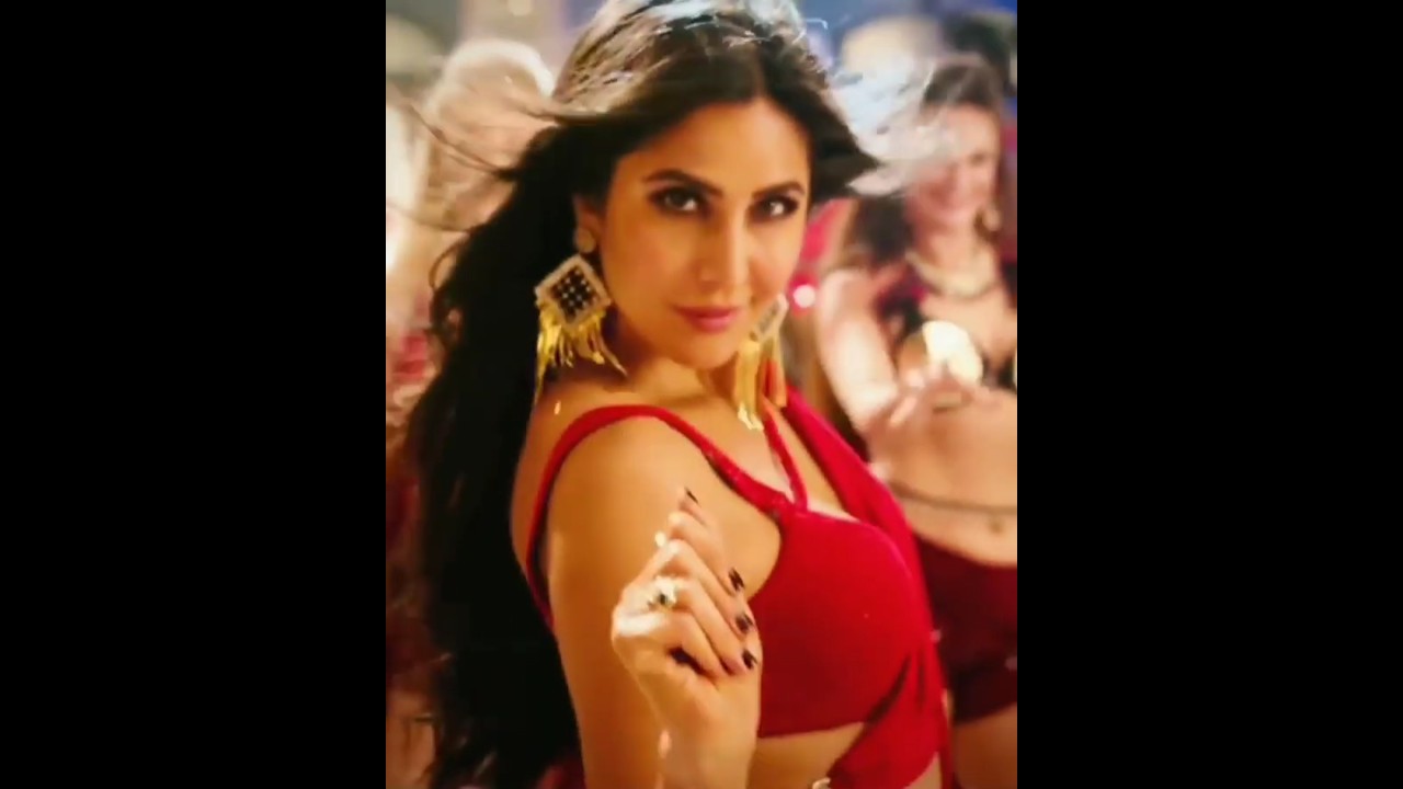comment down your favorite ig? #bollywood #beauty #edit