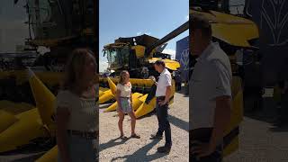 #FPS24 Lets talk about #CR10
Emily @NewAgeCustomFarming and J Cole, #NewHolland Cash Crop Field Specialist will tell you everything about it! #FPS24 Lets talk about #CR10