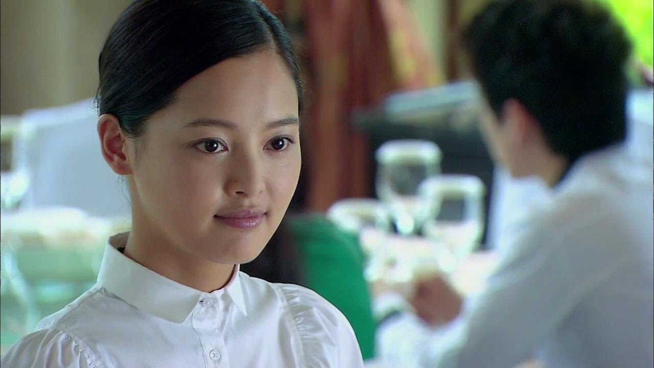 CEO в ресторане встретил сбежавшую дочь-официантку