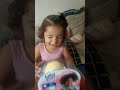 baby Vic ganhou uma Baby Alive de Natal