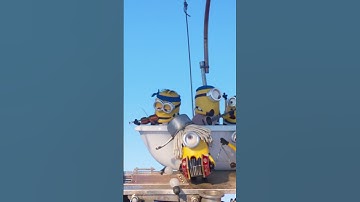 Wait for the minions on the top deck | Despicable Me 3