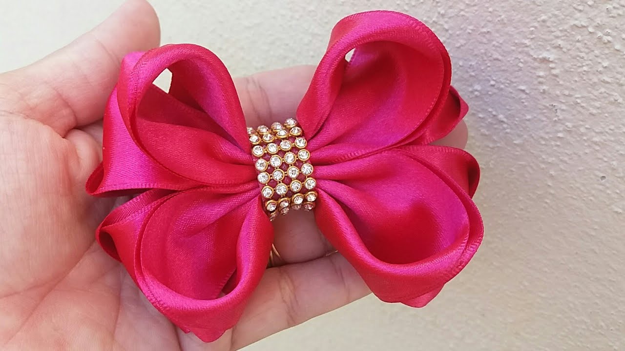 Laço de Fita  de cetim (Laço mil faces