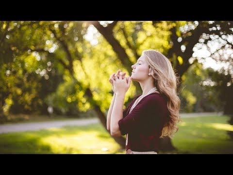 Видео: Христианская песня: Я перед Тобой