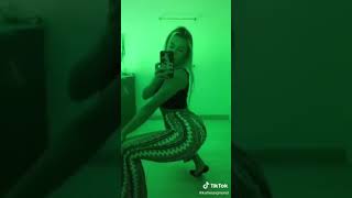 Quick Out Fit Change Twinkle Twinkle Boom Boom Tiktok Challenge 2 Tikthawk