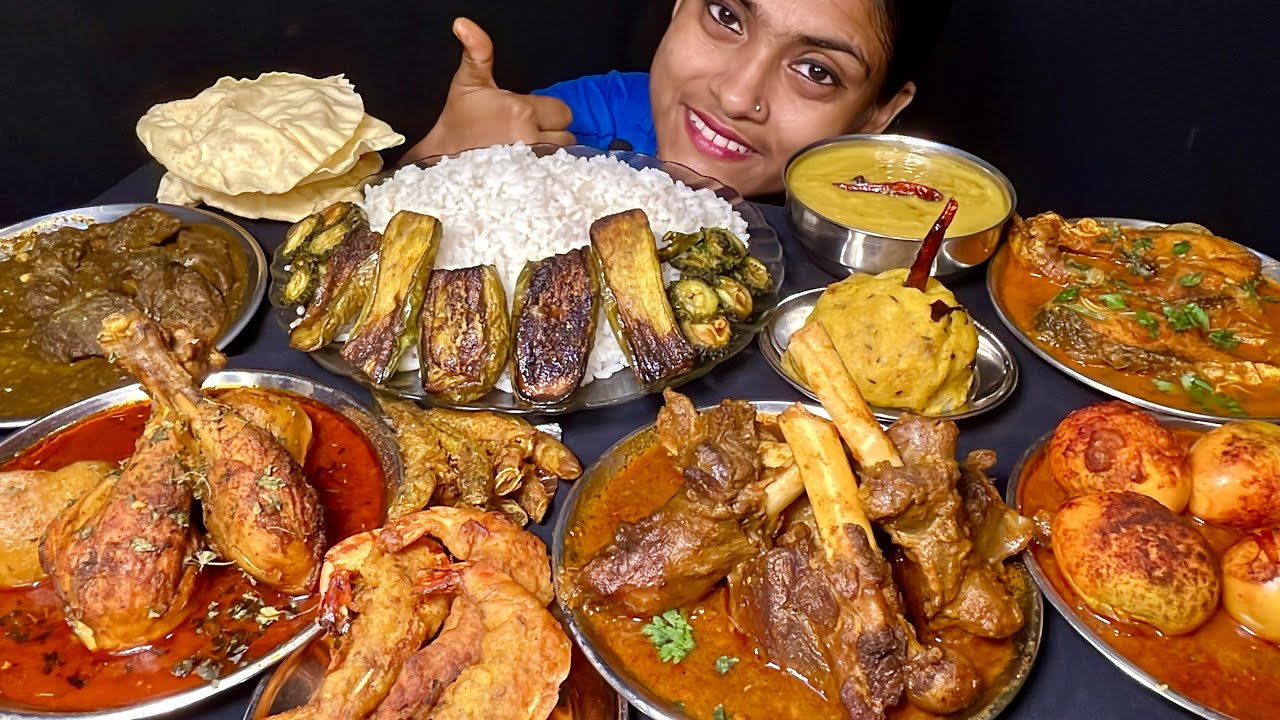 Mutton Curry Kaleji Masala Chicken Curry Egg Curry Prawn Pakoda Dal Chawal Aloo Bhorta Papad Eating