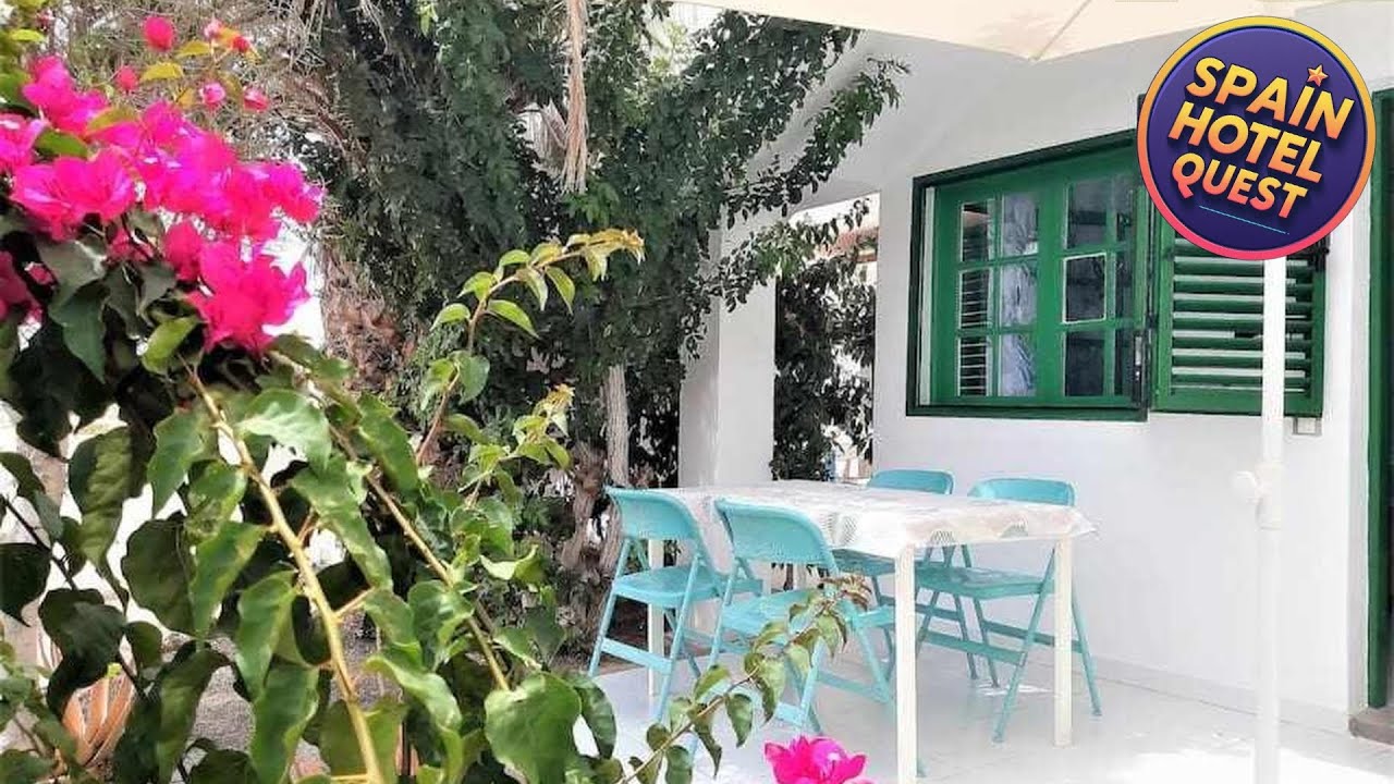 REST NOOK apartment on the Cotillo beach | Fuerteventura, Spain | Hotel Review 🛏️