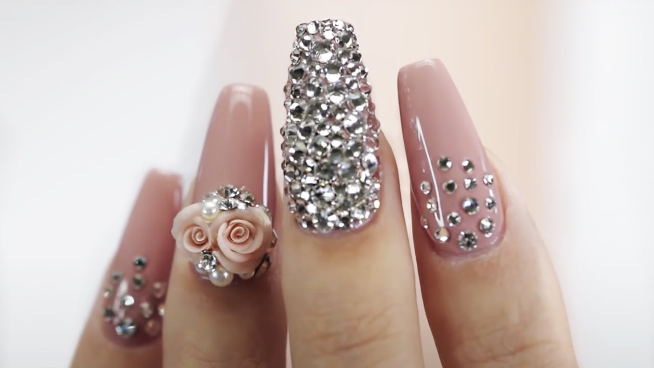 NailedIt: 7 Crisp Nail Designs for the Winter Season - MEFeater