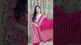🌸 Soft Pink & Off White Elegance 🤍Pure cotton comfort with beautiful original work & a graceful