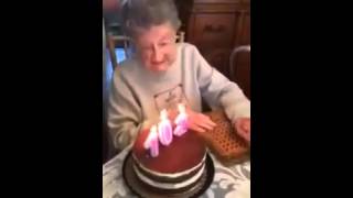 102 year old Happy Birthday Самая прикольная бабушка Смешно Всем смотреть обезательно!