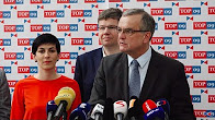 Kalousek: Slevy na jízdném si zaplatí studenti