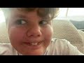 Wired kid singing That ain’t my truck