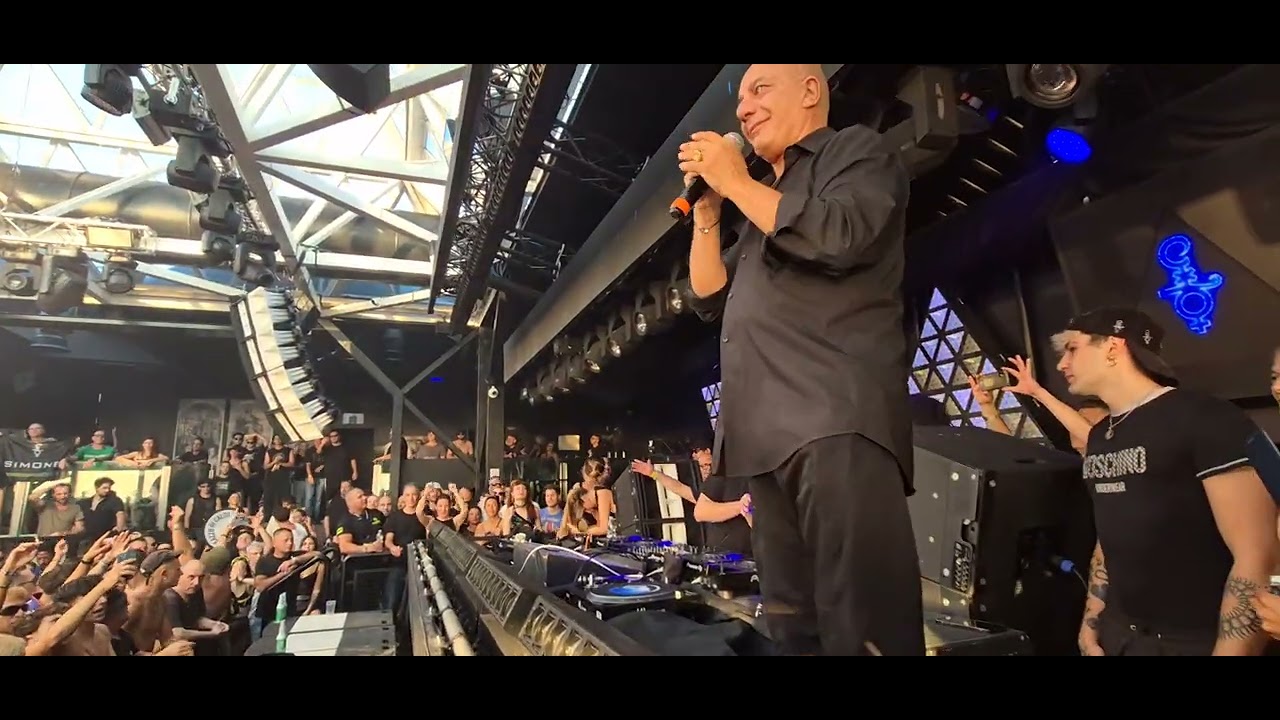 OUTSIDE WORLD  - SUNBEAM COCORICÒ MEMORABILIA CIRILLO