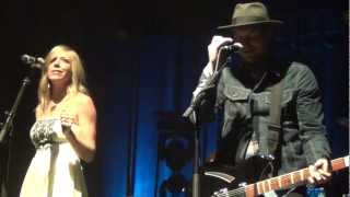 Needtobreathe & Ellie Holcomb- Stones Under Rushing Water- HD- Tennessee Theatre- 4/4/13 chords