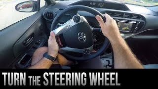 How to Turn tнe Steering Wheel
