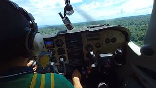 Aproximação e pouso na comunidade indígena Baixo Catrimani SJYK, Cessna U206F.
