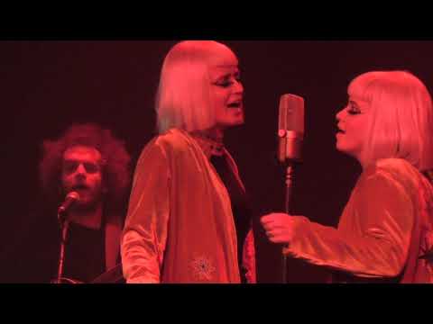 Lucius - Right Down The Line Lucius - Go Home @Pabst Theatre - Milwaukee, WI - 3/12/2018