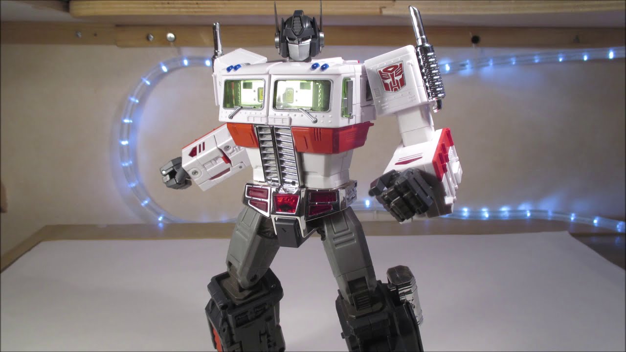 Stop-motion : MP10G (Optimus Prime Ecto-35)