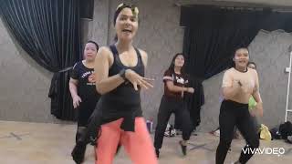 Zumba Gali Gali India With La Studio
