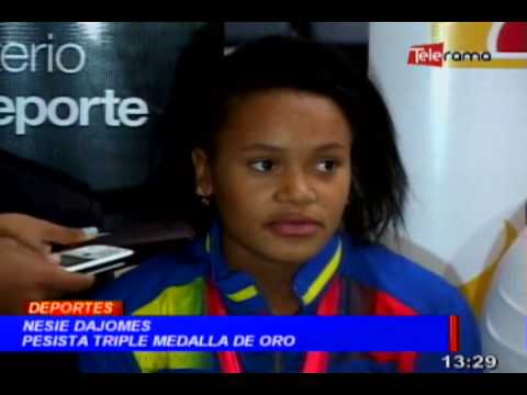 Arribó pesista de oro Nesie Dajomes