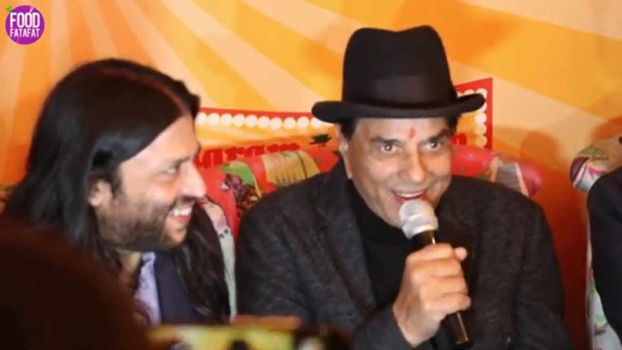 Superstar Dharmendra Visited Garam Dharam Mohali Dhaba Te Theka - Dharmendra