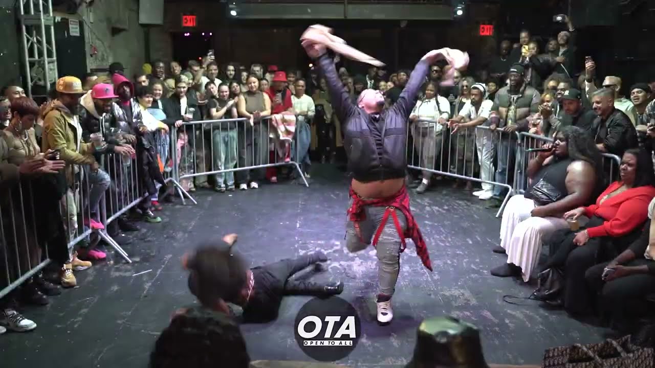 Выступление с реквизитом на OTA 11 декабря 2023 г.