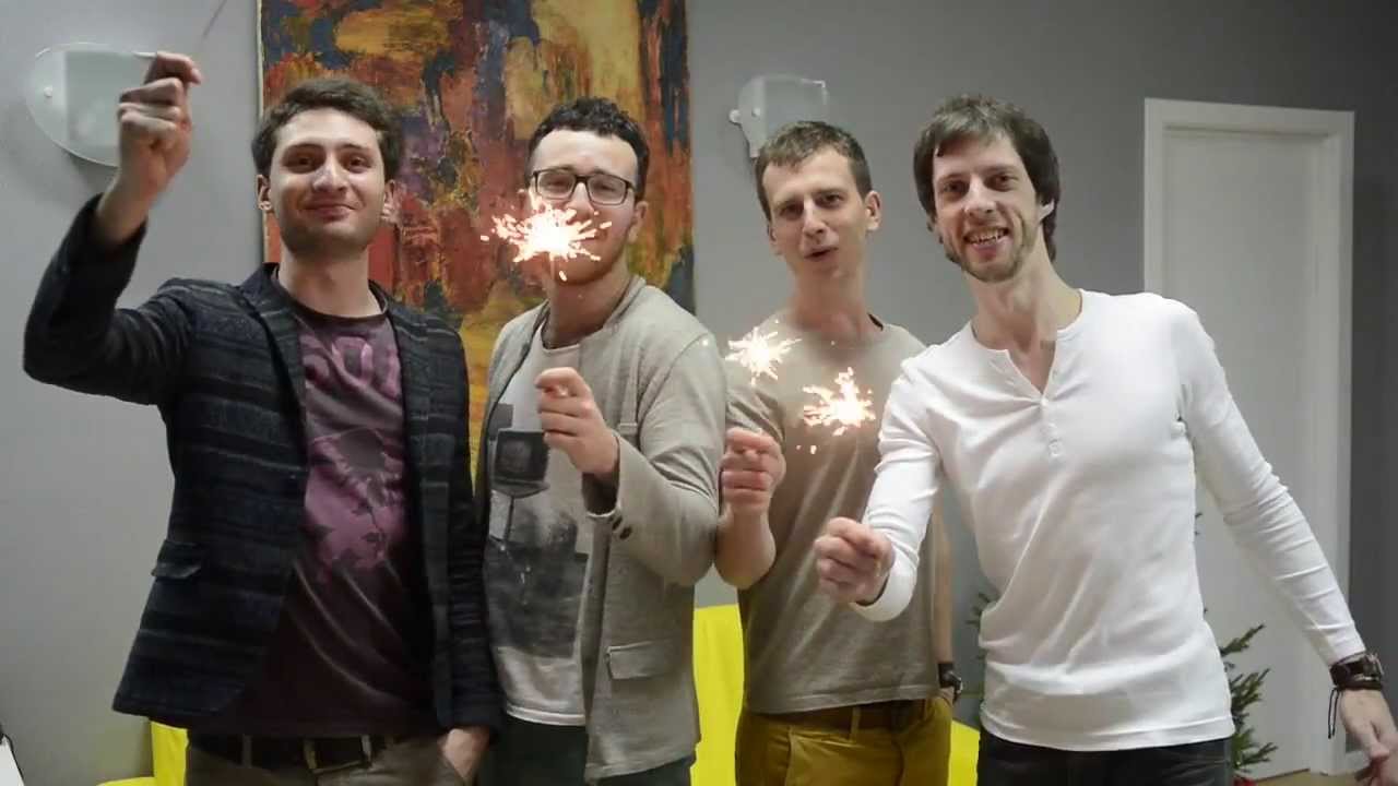 Поздравление с Новым годом от UkrainianiPhone