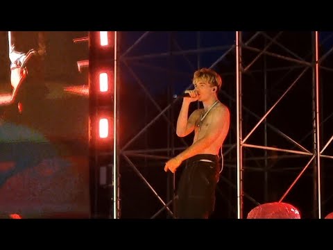 Mata - Schodki (Kraków Mata Tour koncert 23/24.07.2022) - YouTube
