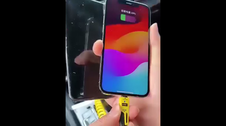 Забудь про безлад — кабель 4-в-1 з Lightning, Type-C та USB у одному шнурі