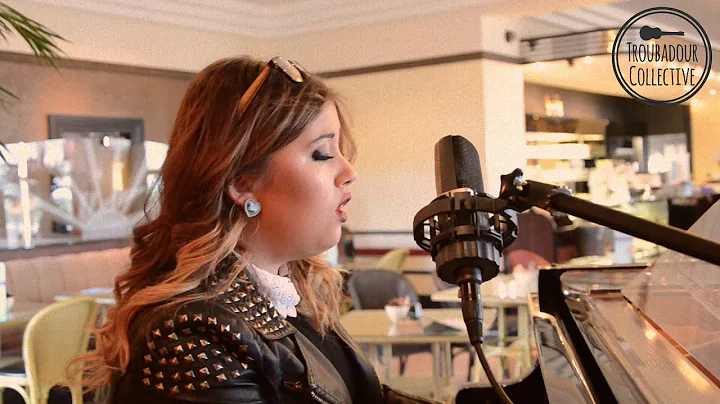 Alice Donaldson - Beauty in Me (Live in Nardinis)