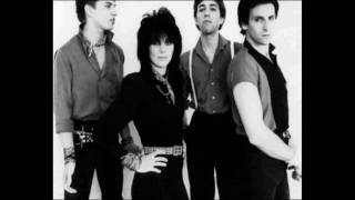 Video thumbnail of "Joan Jett & The Blackhearts  crimson and clover (lyrics)"