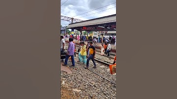 Too much risky Rail line crossing #railway #railvlogger #train #indianrailways #railwaycontent