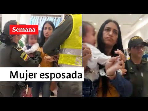 Mujer fue sacada con esposas de un centro comercial en Cartagena