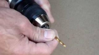 エアドリル①（キーレスチャック式）