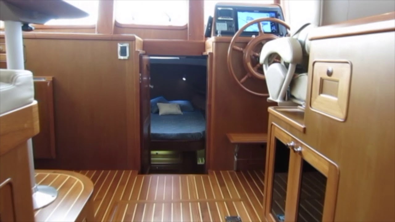 Helmsman Trawlers 38 Pilothouse - Boatshed - Boat Ref#267010 Helmsman Trawlers 38 Pilothouse - Boatshed - Boat Ref#267010