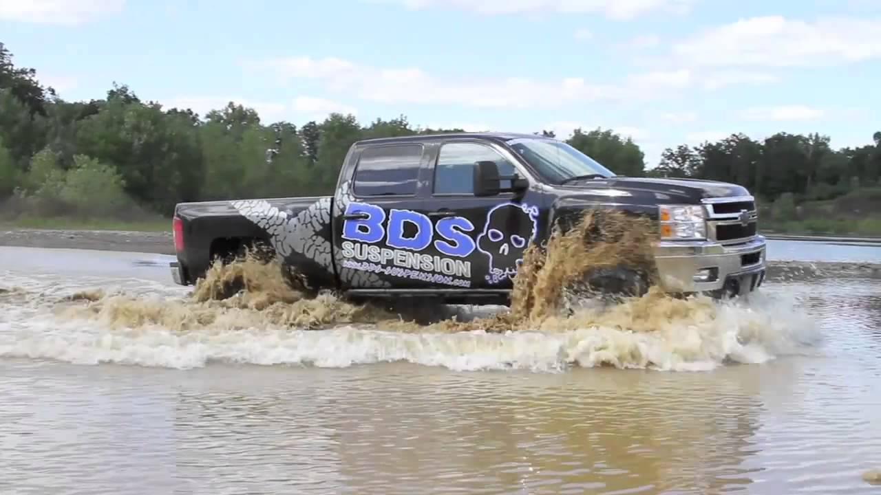 2011 Chevy Silverado 2500HD BDS Lift Kit - YouTube